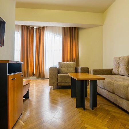 Hotel Slaviani Dimitrovgrad  Extérieur photo