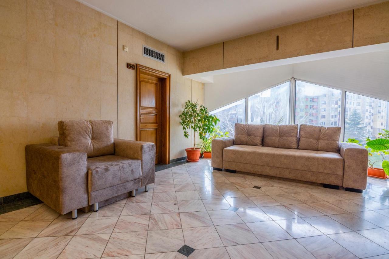 Hotel Slaviani Dimitrovgrad  Extérieur photo